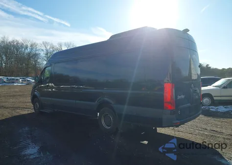 2019 Mercedes-Benz Sprinter 2500 High Roof V6 z USA, uszkodzony, nr VIN WDAPF1CD5KT004437